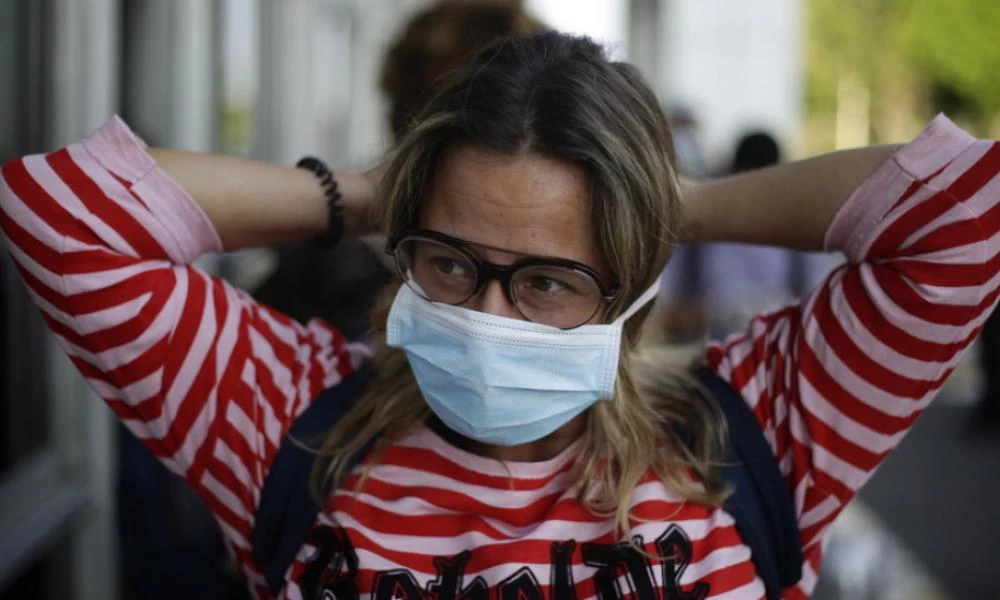 Σουηδία: Απαγορεύεται "δια ροπάλου" ο συνωστισμός στα ΜΜΜ